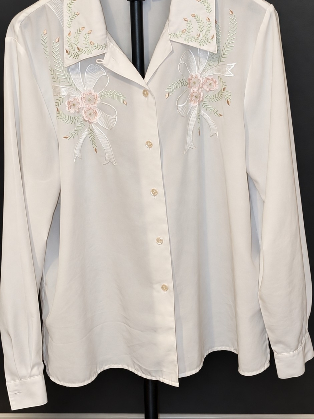 Salon Studio Embroidered Floral Bow Blouse Large Vintage